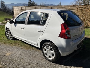 Dacia Sandero Diesel 2011 Bild 4