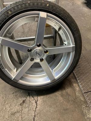 Z- Performance Felgen +Reifen Bild 6