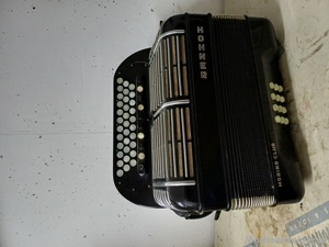 Hohner Morino Knopf 