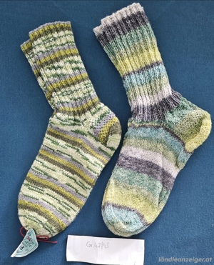 Handgestrickte Socken in versch. Größen & Farben Bild 5