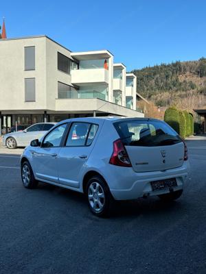 Dacia Sandero Black+Line++dCi+75+eco Bild 2