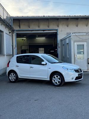 Dacia Sandero Black+Line++dCi+75+eco Bild 4