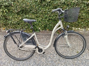 Damenfahrrad, tiefer Einstieg