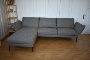 Schöner Wohnen 2.5-Sitzer Sofa Longchair und Beistellhocker Bild 4