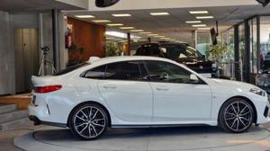 BMW 220 Bild 16