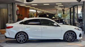 BMW 220 Bild 17