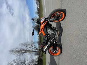 KTM Duke 790