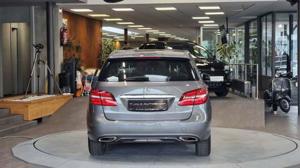 Mercedes-Benz B 180 Bild 9