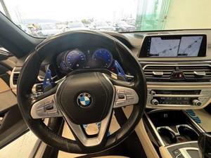 BMW 730 Bild 11