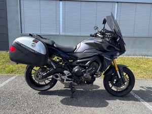 Yamaha Tracer MT 09 blau Bild 2