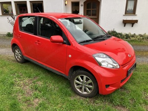 Daihatsu Sirion Allrad u. AHK Bild 2