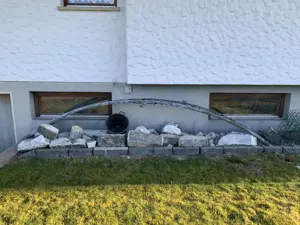 Schmiedeeisernes Gitter zu verschenkten  Bild 2