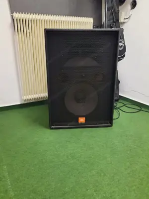JBL SRX Passiv 2 Weg PA Boxen 
