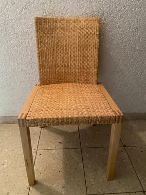 Holztisch und 9 Stühle Bild 2