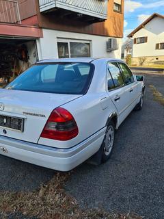 Mercedes-Benz C-Klasse Bild 4