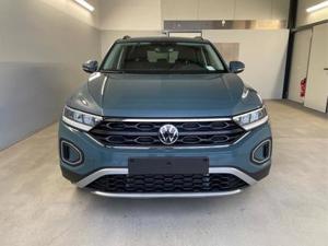 VW T-Roc LIFE 150PS AHK+Kessy+Kamera 1.5 TSI 110kW / 150PS Bild 2