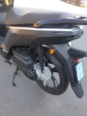 Motorroller Puegeot Tweet 50ccm sehr guter Zustand Bild 3