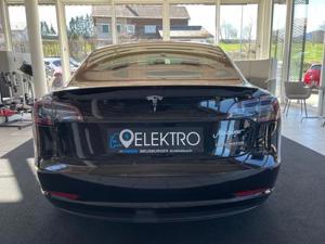 Tesla Model 3 Bild 4
