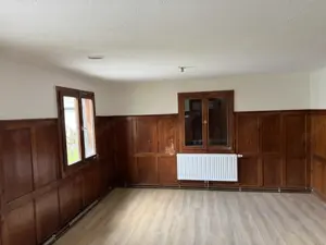 220m  Wohnfläche - drei Wohnungen - somit das mit weitem Abstand preiswerteste Mehrfamilienhaus in V Bild 4