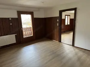 220m  Wohnfläche - drei Wohnungen - somit das mit weitem Abstand preiswerteste Mehrfamilienhaus in V Bild 5