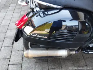 Vespa GTS 300 Super  Bild 3
