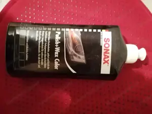 SONAX Polish + Wax Color   Autopolitur mit Farbpigmenten Bild 2