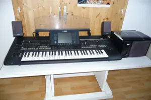 Keyboard Yamaha Tyros 4 XL Black Edition 10th Anniversary Bild 2