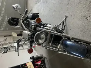 Honda Shadow Motorrad Bild 9