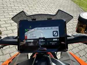 KTM 1290 Superduke R Bild 4