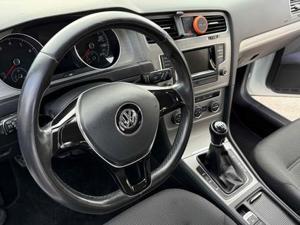 VW Golf Bild 6