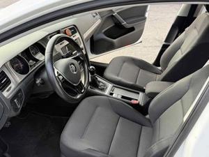 VW Golf Bild 4