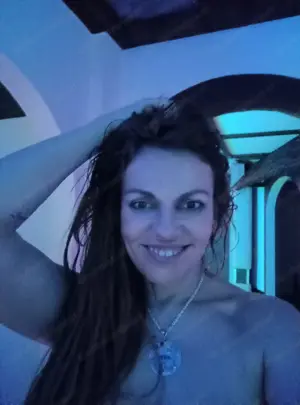 Vicky sanfte erotische Massage  Bild 2