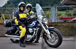 Motorrad Suzuki AF VZ 800  Bild 7