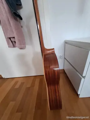 Granada Gitarre  Bild 2