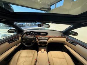 Mercedes-Benz S 320 Bild 14