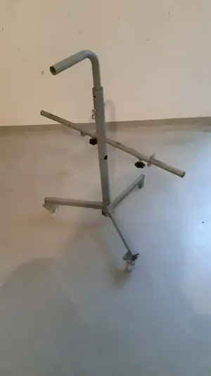 Reifenhalterung Autoreifen