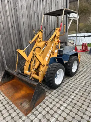 Komatsu Radlader SK07-2 Diesel Hoflader extrem wendig wie ein bobcat nur mit mehr platz  Bild 5