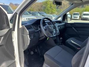VW Caddy Bild 17