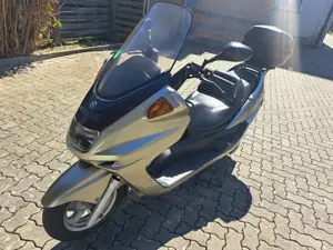Verkaufe oldtimer yamaha 250 majestik  Bild 7