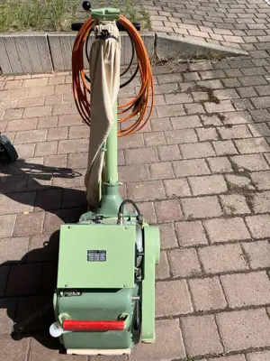 LÄGLER Hummel Bandschleifmaschine Bild 2
