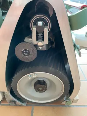 LÄGLER Hummel Bandschleifmaschine Bild 3