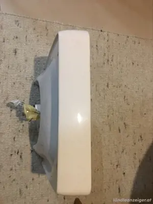 Keramik Waschbecken Laufen Bild 2