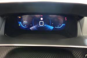 Peugeot 2008 2019 Bild 16