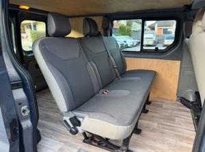 Opel Vivaro 2011