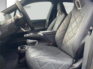 BMW iX xDrive40 Sportpaket // Anhängerkupplung // Head-Up // HK HiFi Bild 10