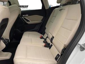 BMW X1 sDrive18d xLine // Head-Up // Panorama Glasdach // Rückfahrkamera // Bild 8