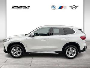 BMW X1 sDrive18d xLine // Head-Up // Panorama Glasdach // Rückfahrkamera // Bild 1