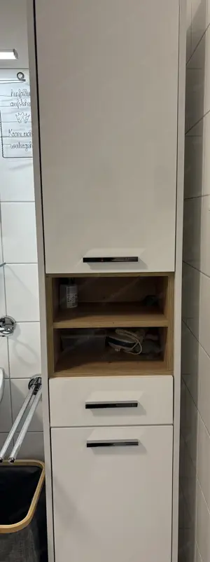 Badezimmerschrank 