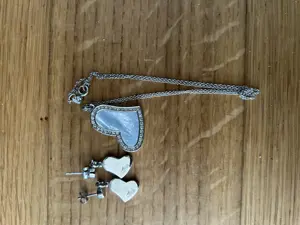 kette und ohrringe