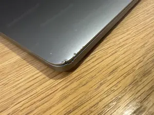 Macbook Pro mit Touchbar 15 Zoll Bild 10
